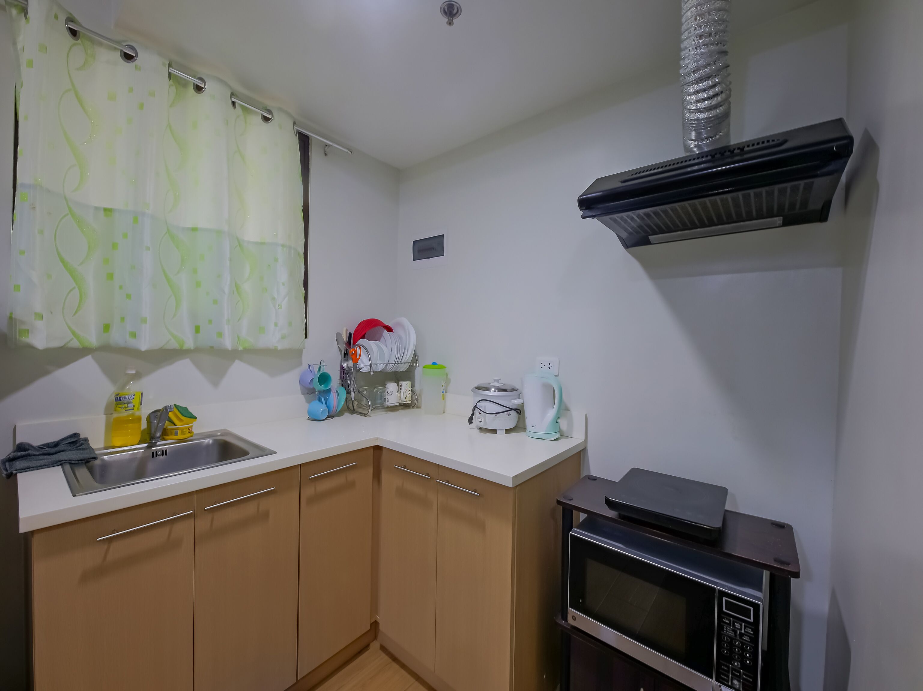 Pine Suites by OYO Rooms