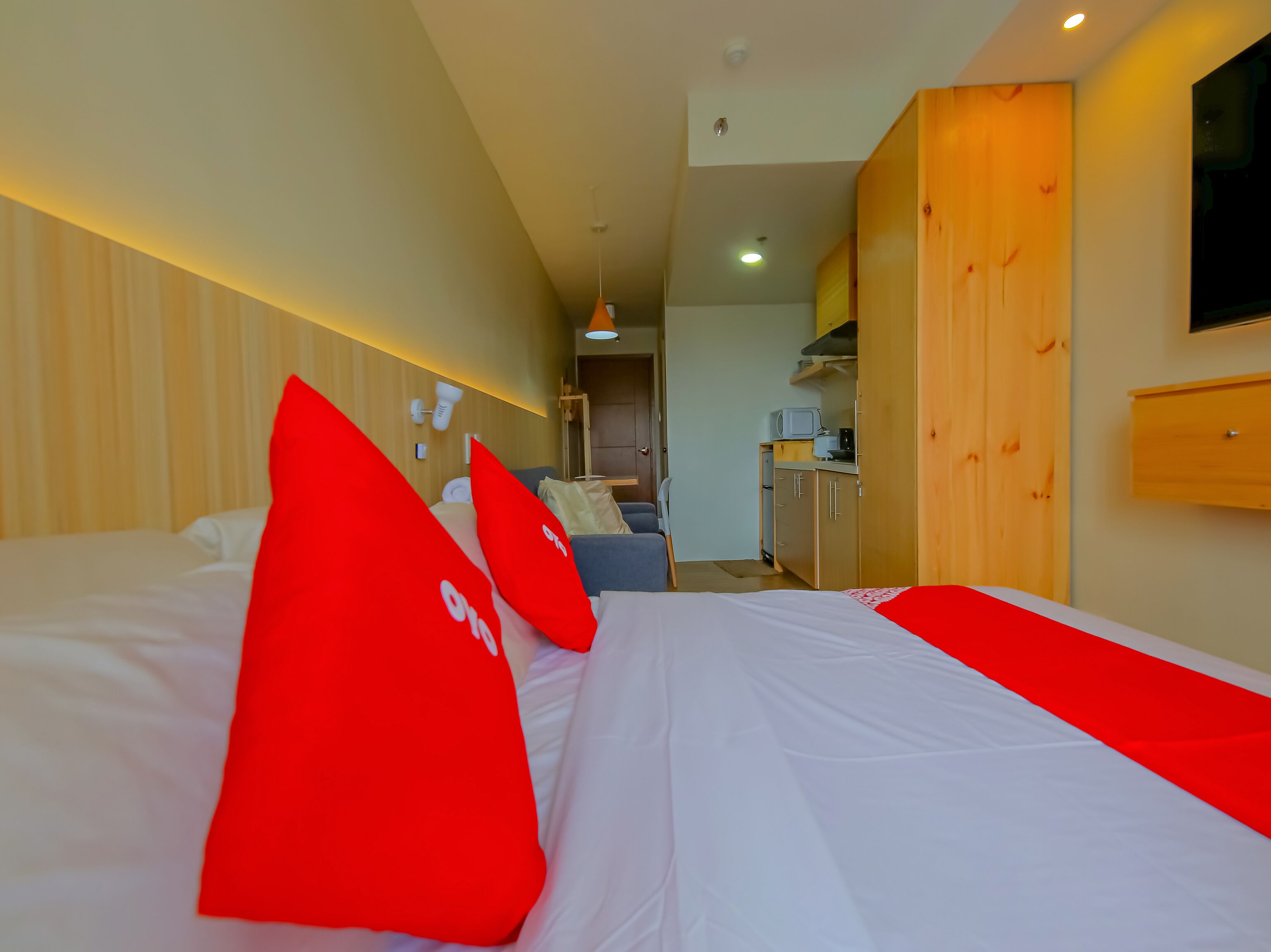 Pine Suites by OYO Rooms