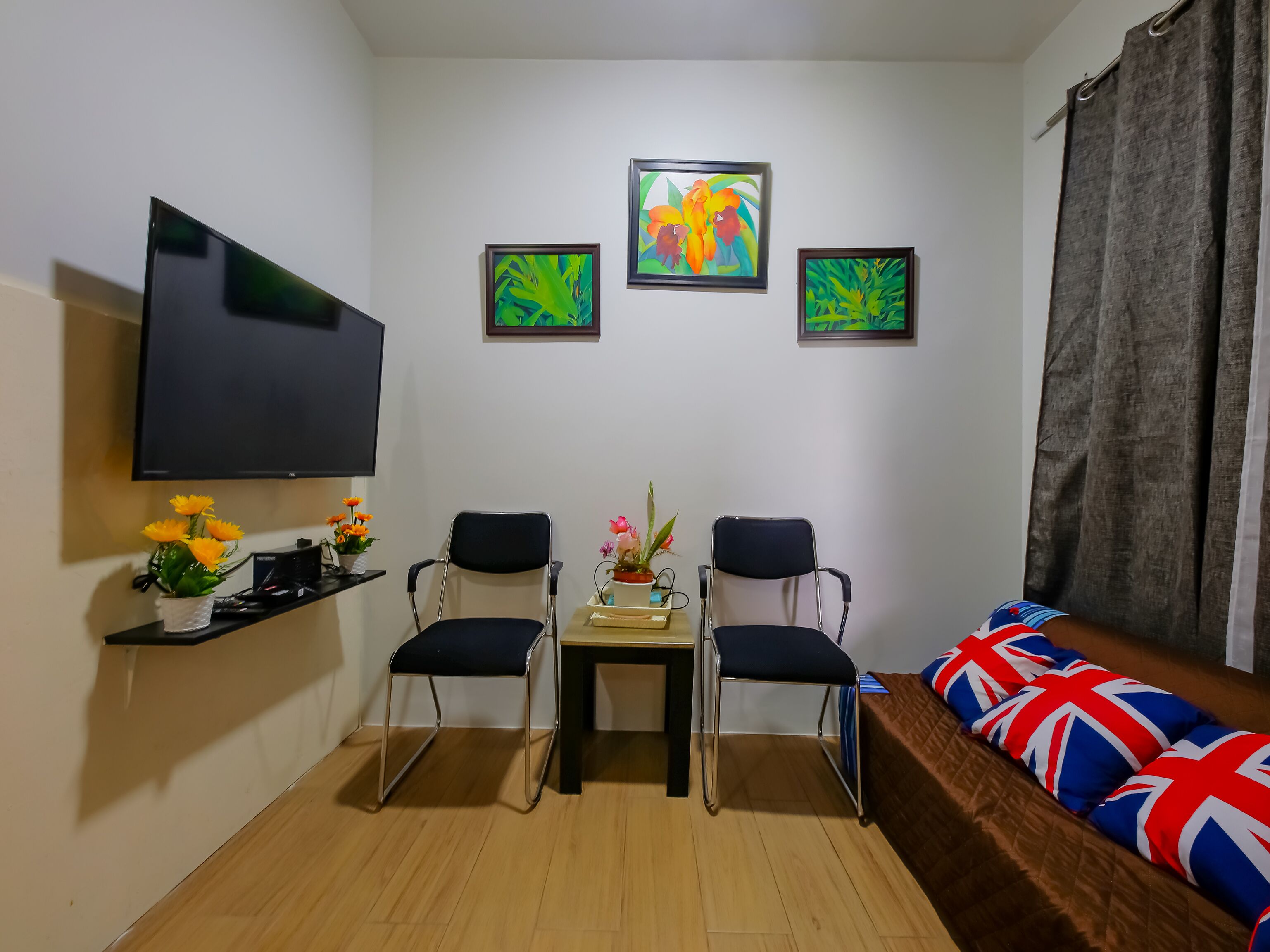 Pine Suites by OYO Rooms