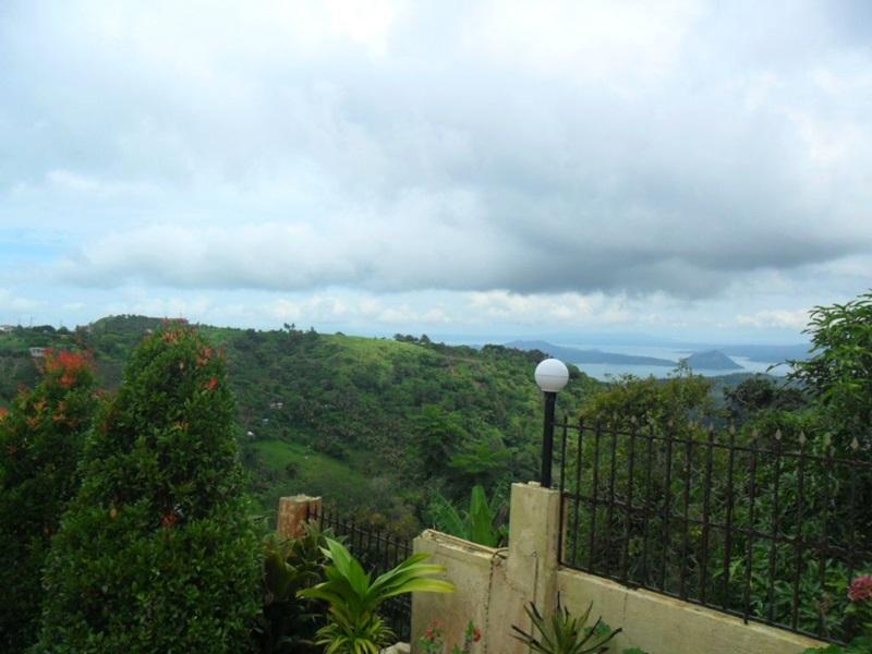 Royal Taal Inn