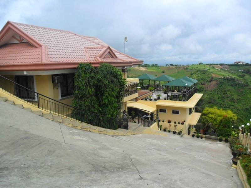 Royal Taal Inn