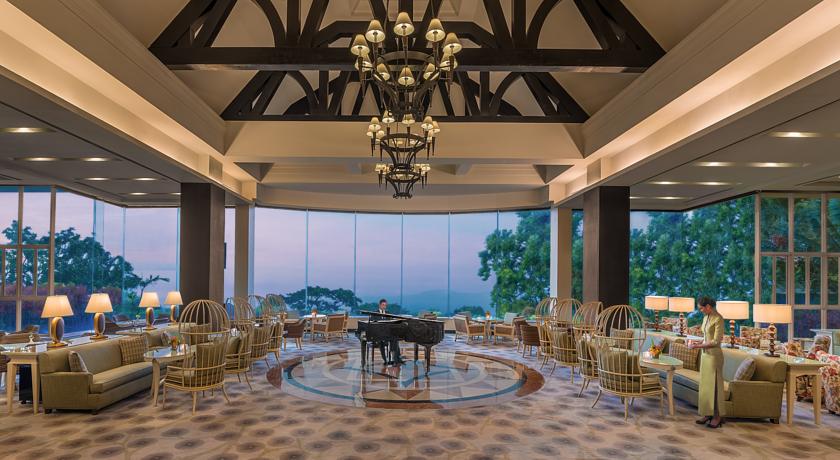 Taal Vista Hotel