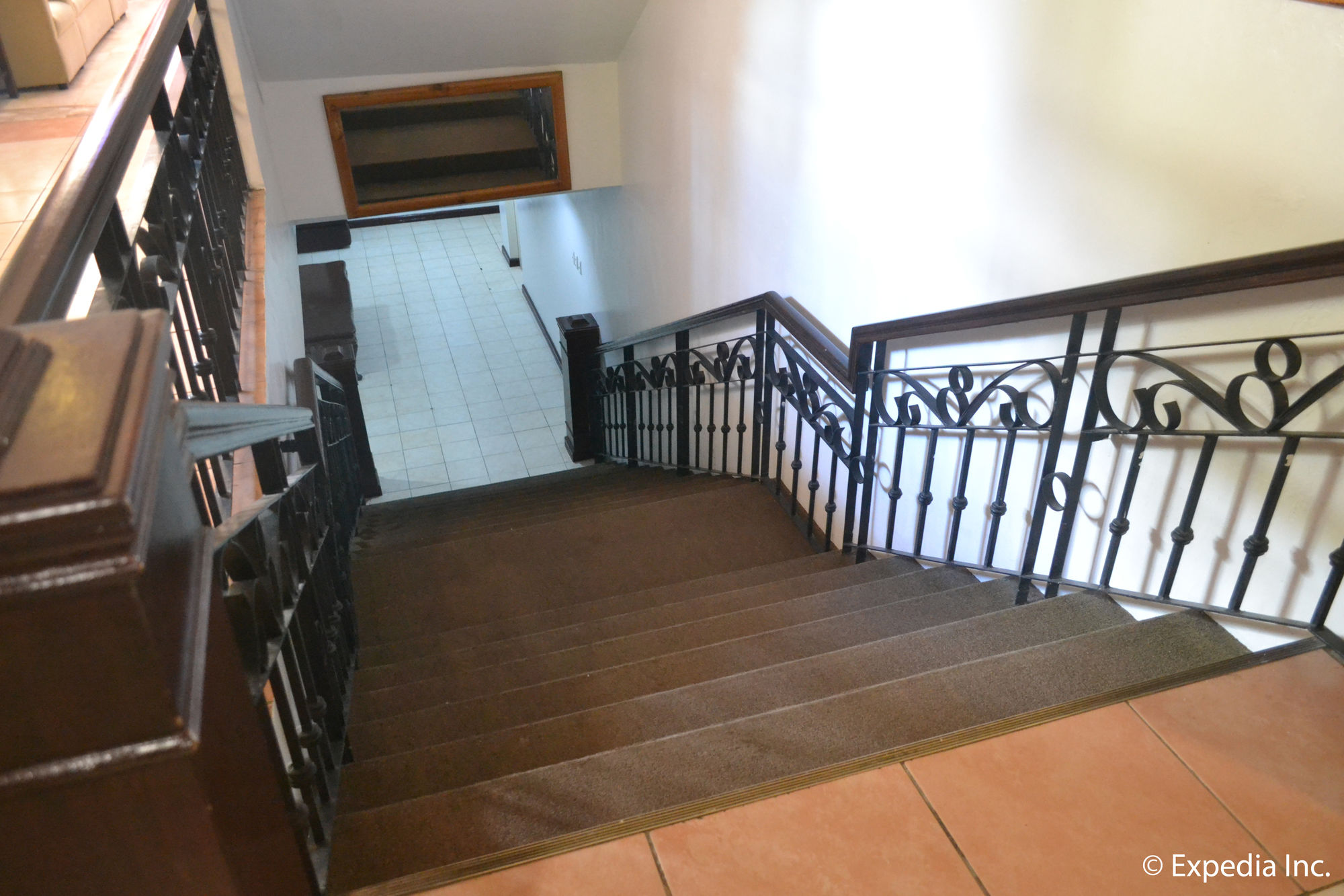 Tagaytay Country Hotel