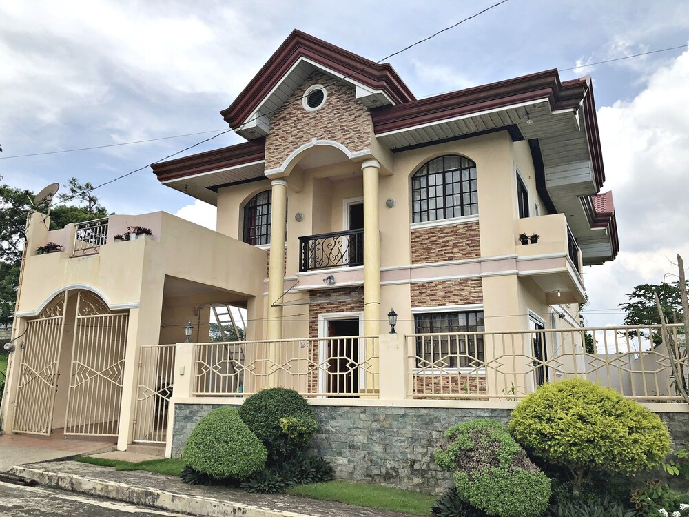 Torente Vacation House