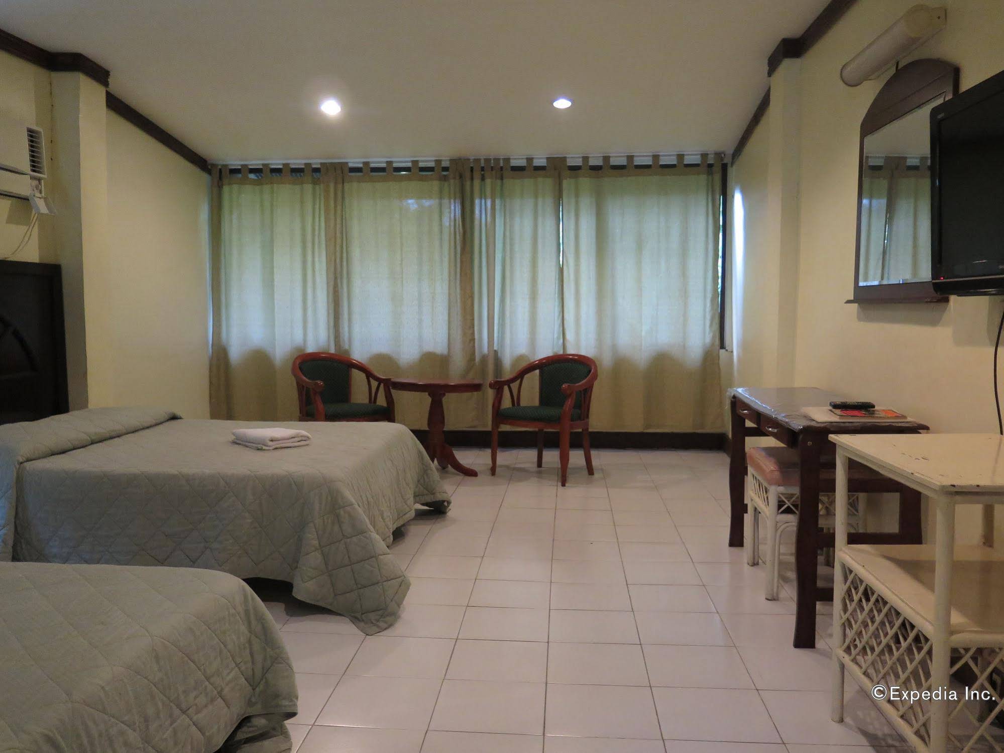 Bohol La Roca Hotel