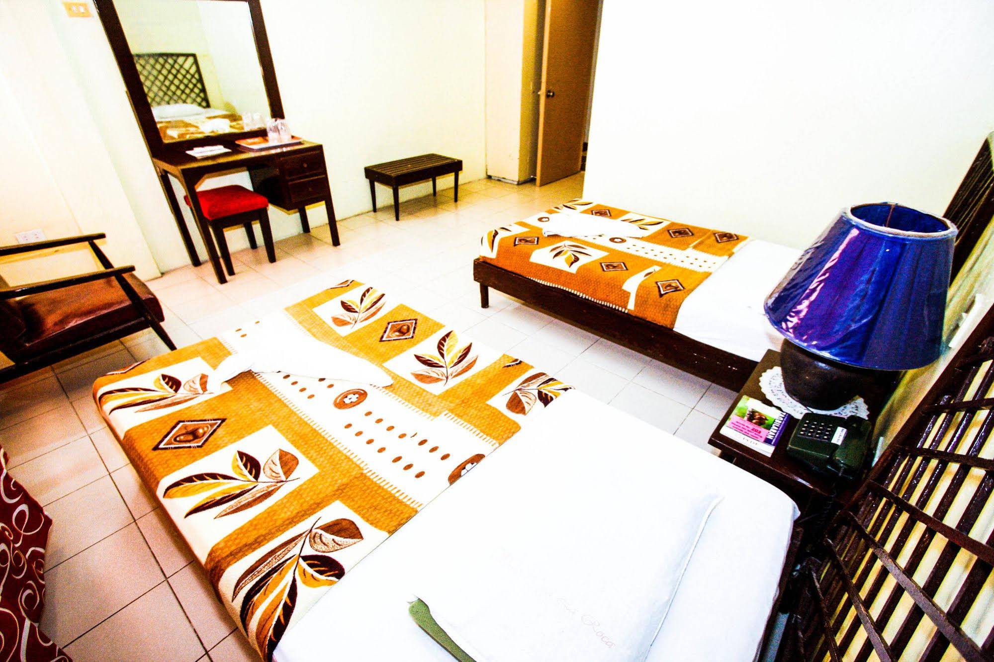 Bohol La Roca Hotel