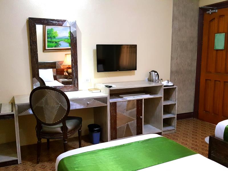 Bohol Tropics Resort