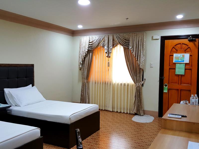 Bohol Tropics Resort