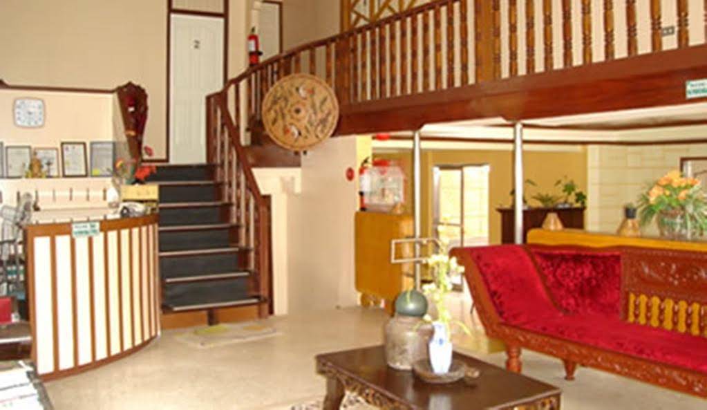 Casa Reyfrancis Pension House