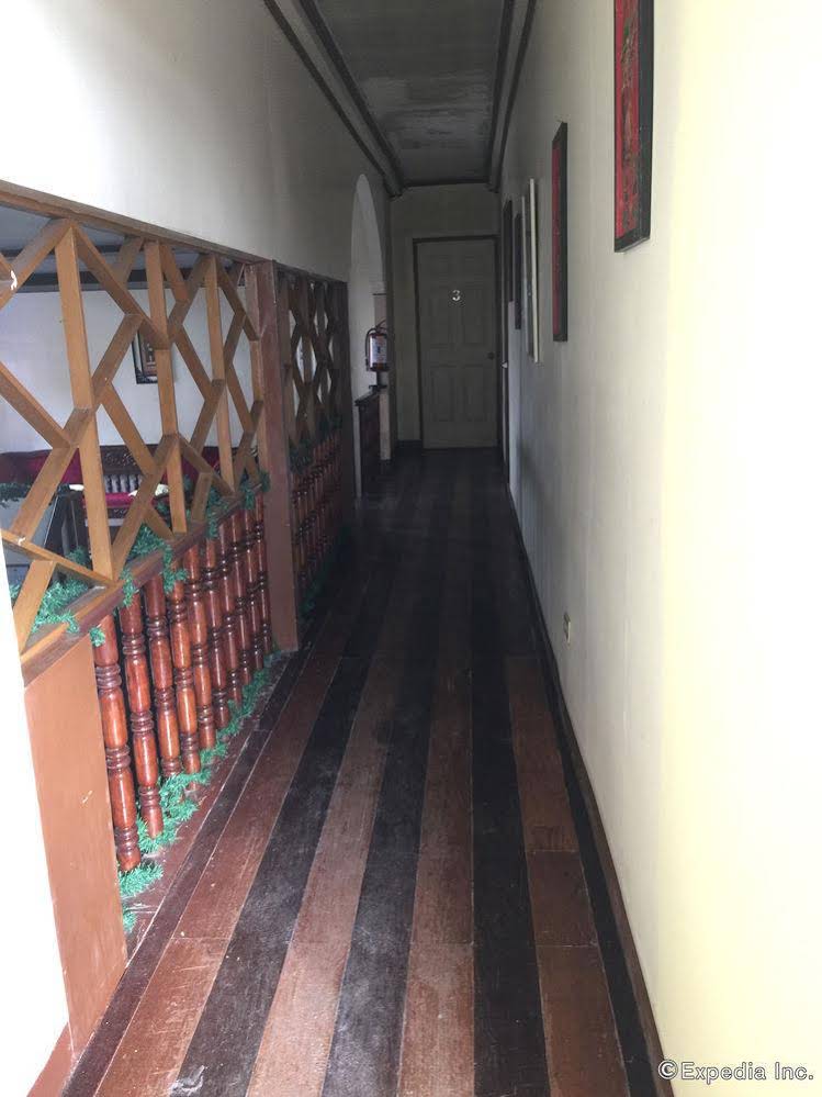 Casa Reyfrancis Pension House