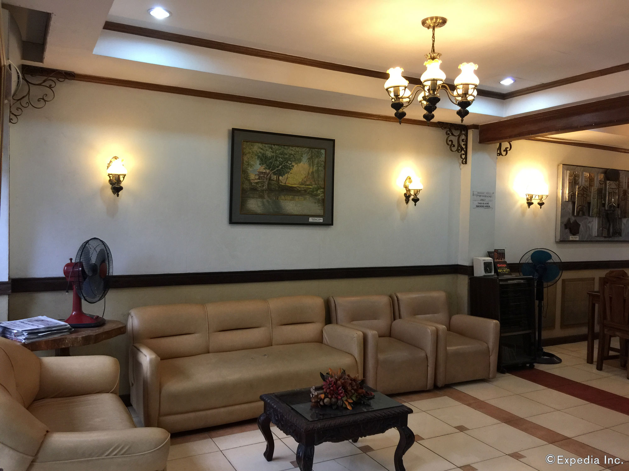 Darunday Manor