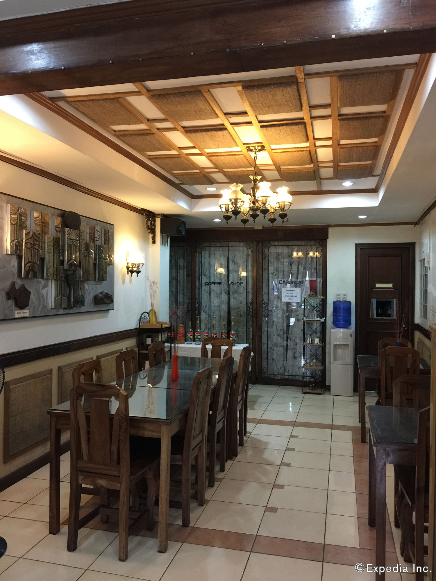 Darunday Manor