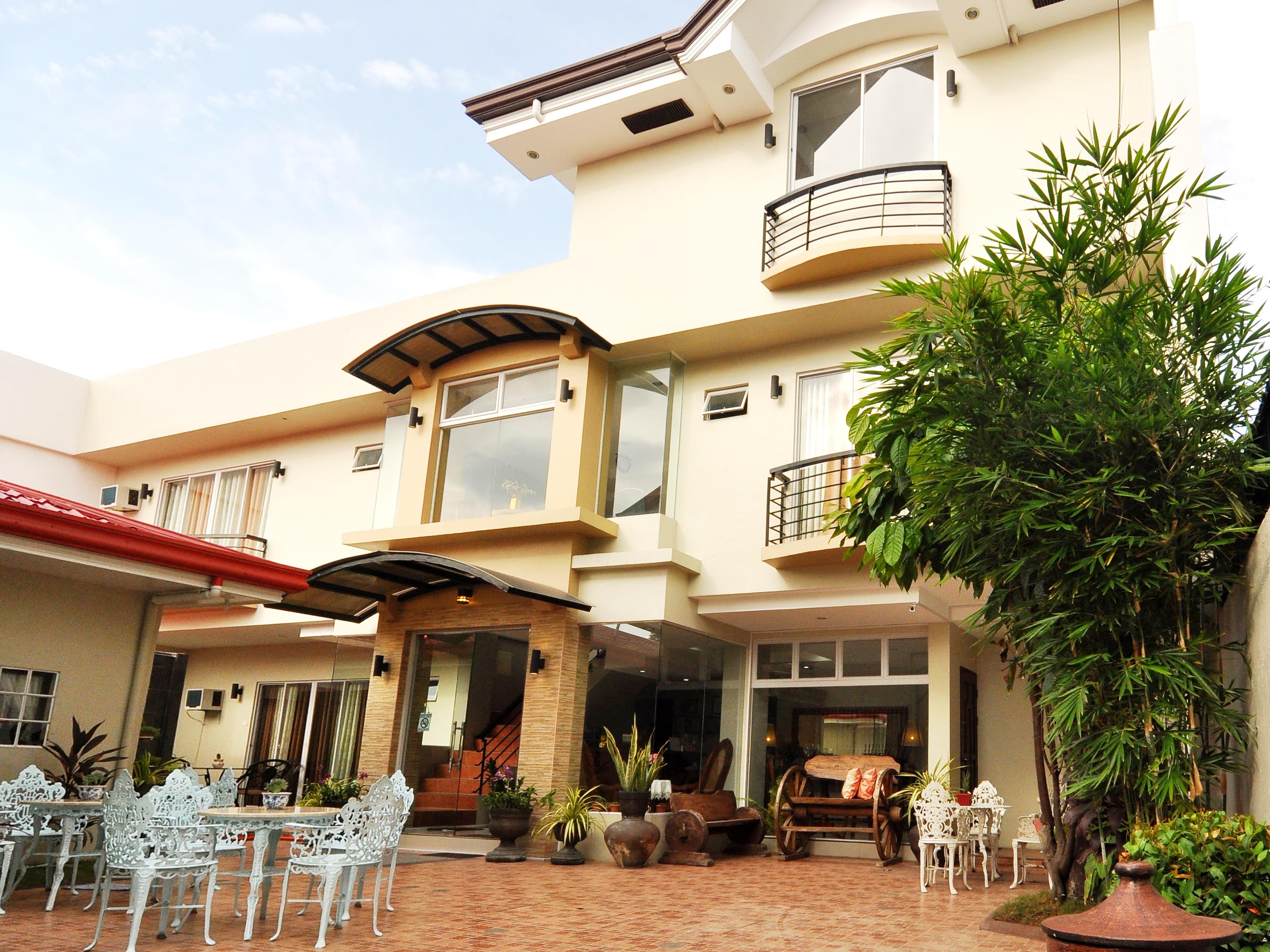 Harbour Gardens Tourist Inn
