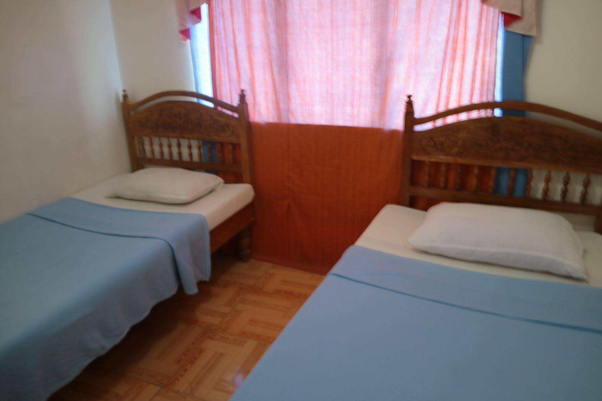 Miles Eyc Pension House