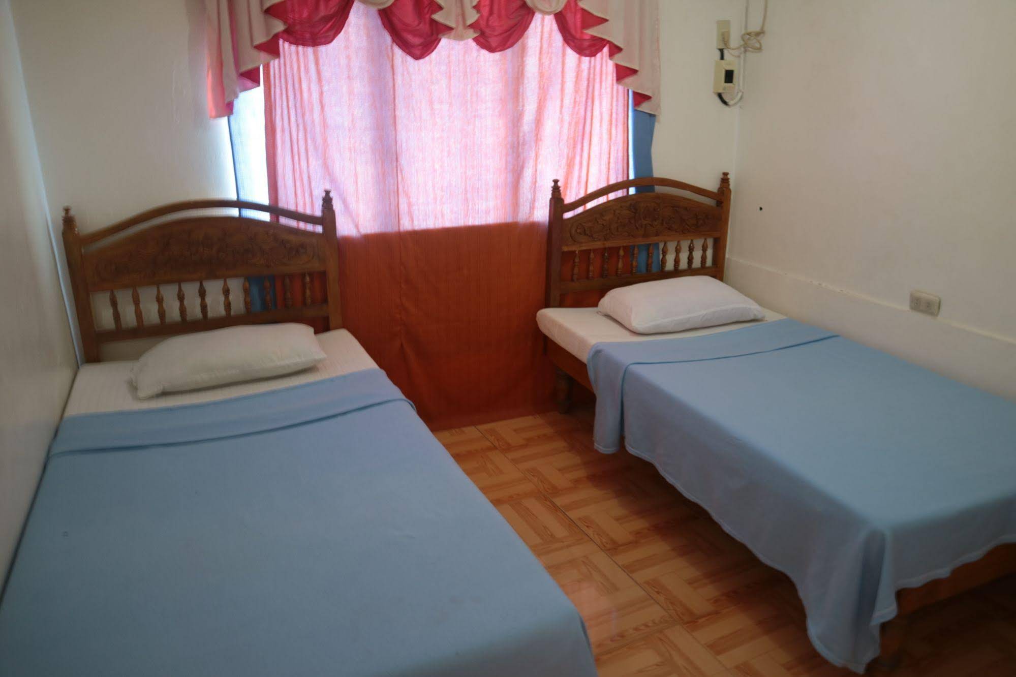Miles Eyc Pension House