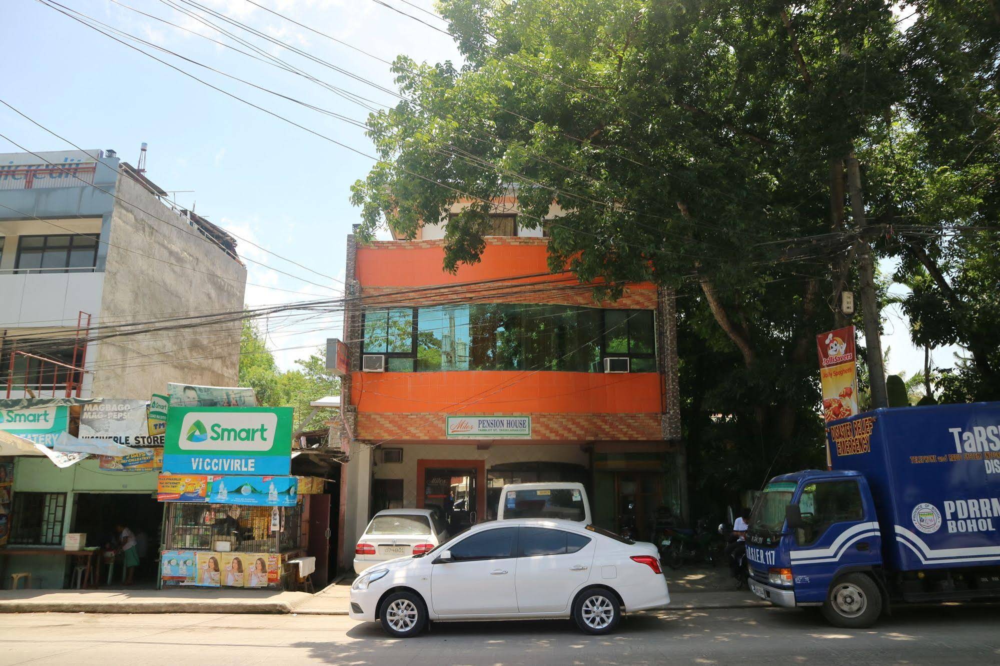 Miles Eyc Pension House