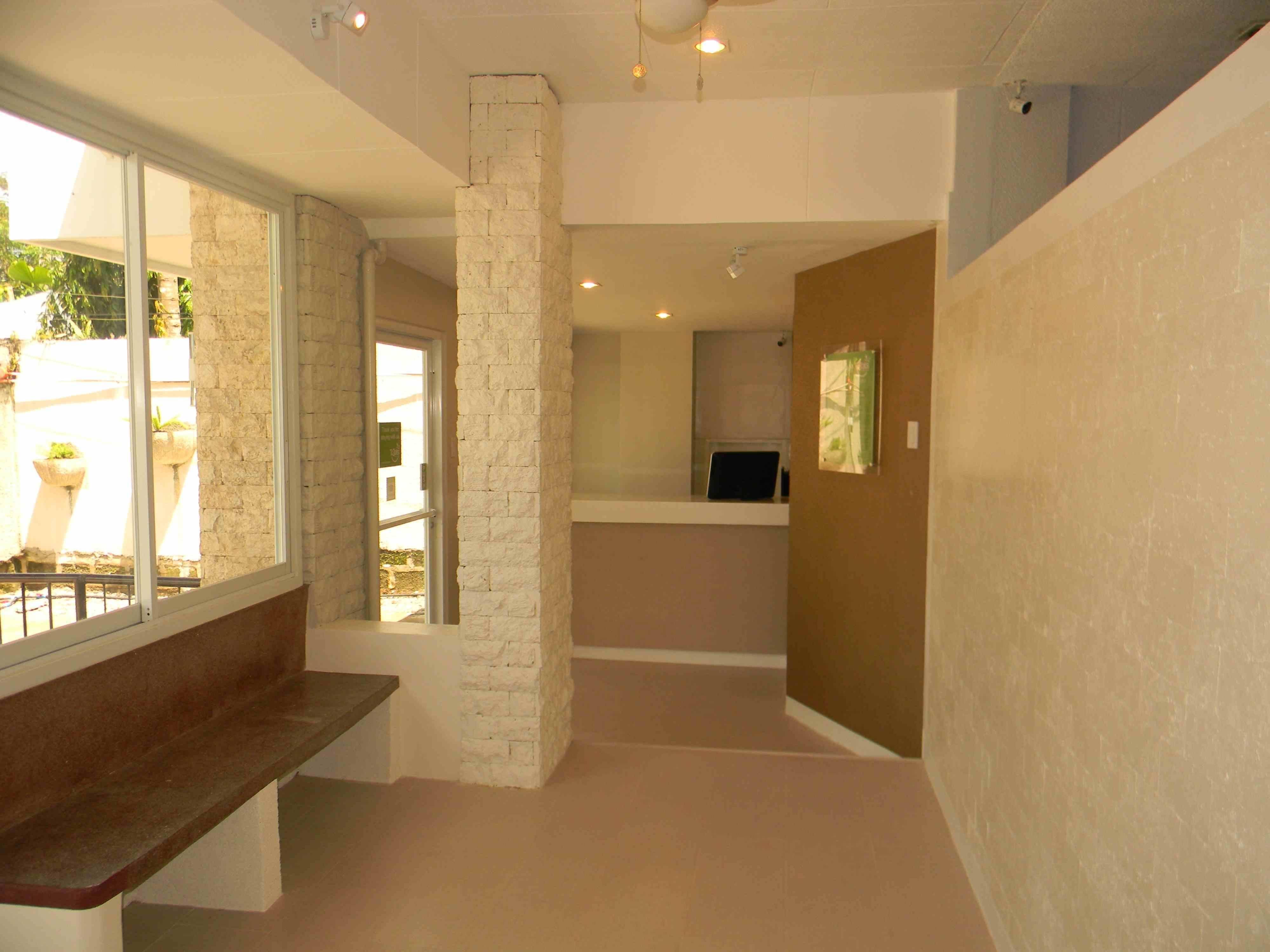 TR3ATS Guest House Bohol Hostel