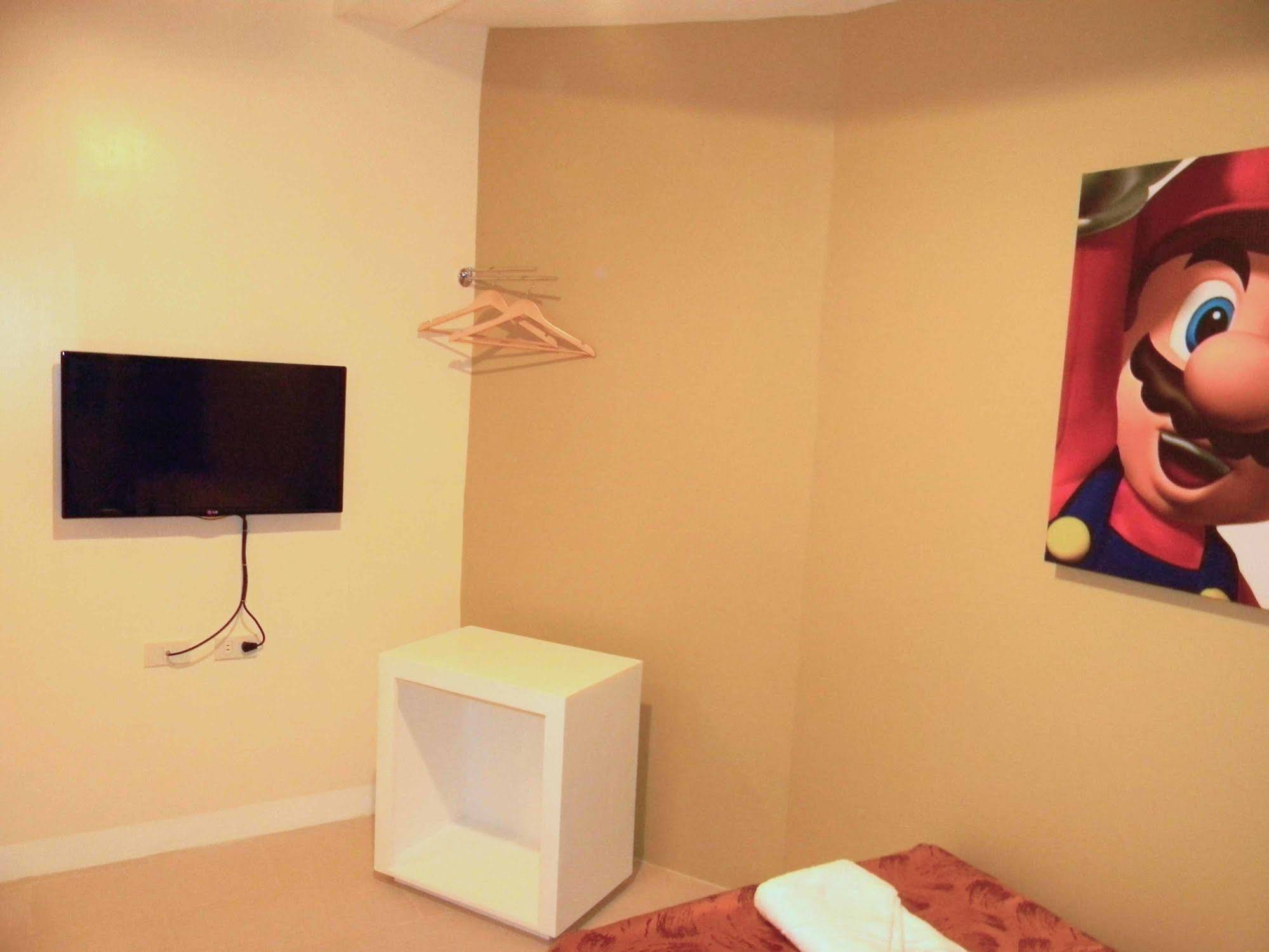 TR3ATS Guest House Bohol Hostel