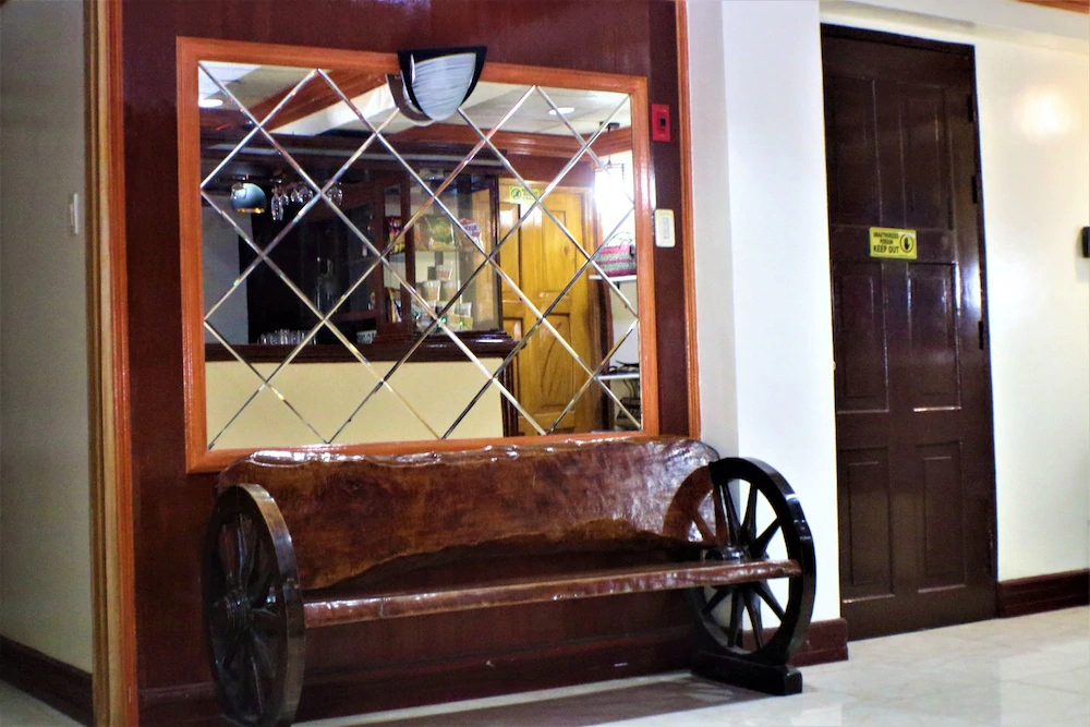 Vest Grand Suites