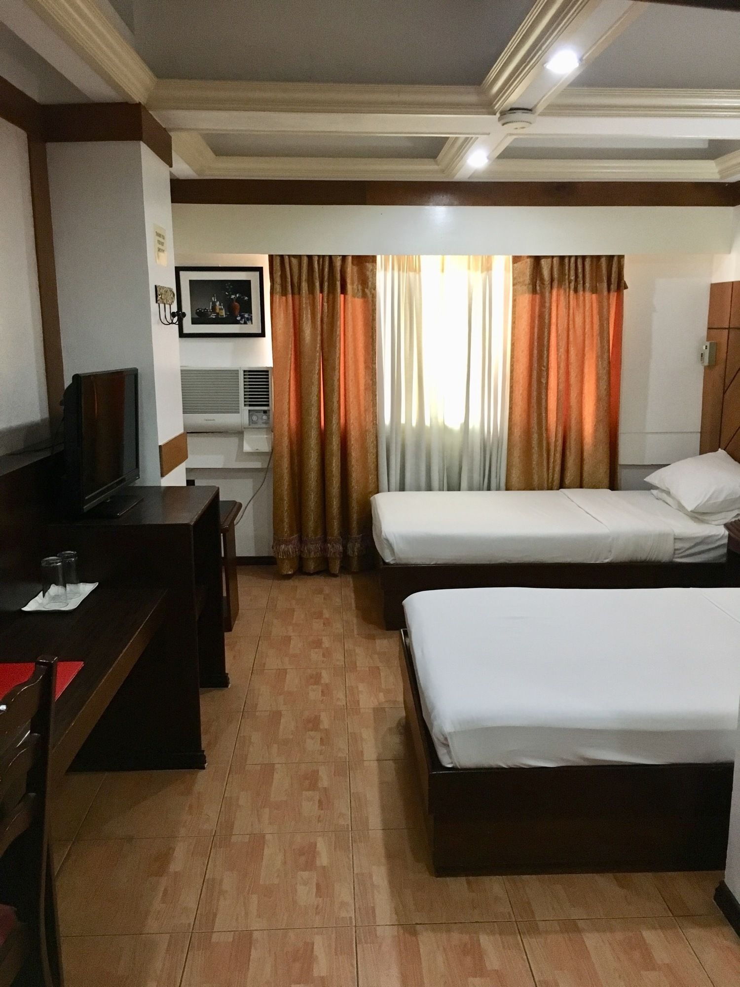 Wregent Plaza Hotel