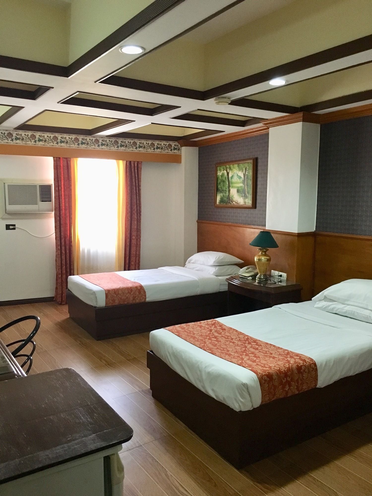 Wregent Plaza Hotel