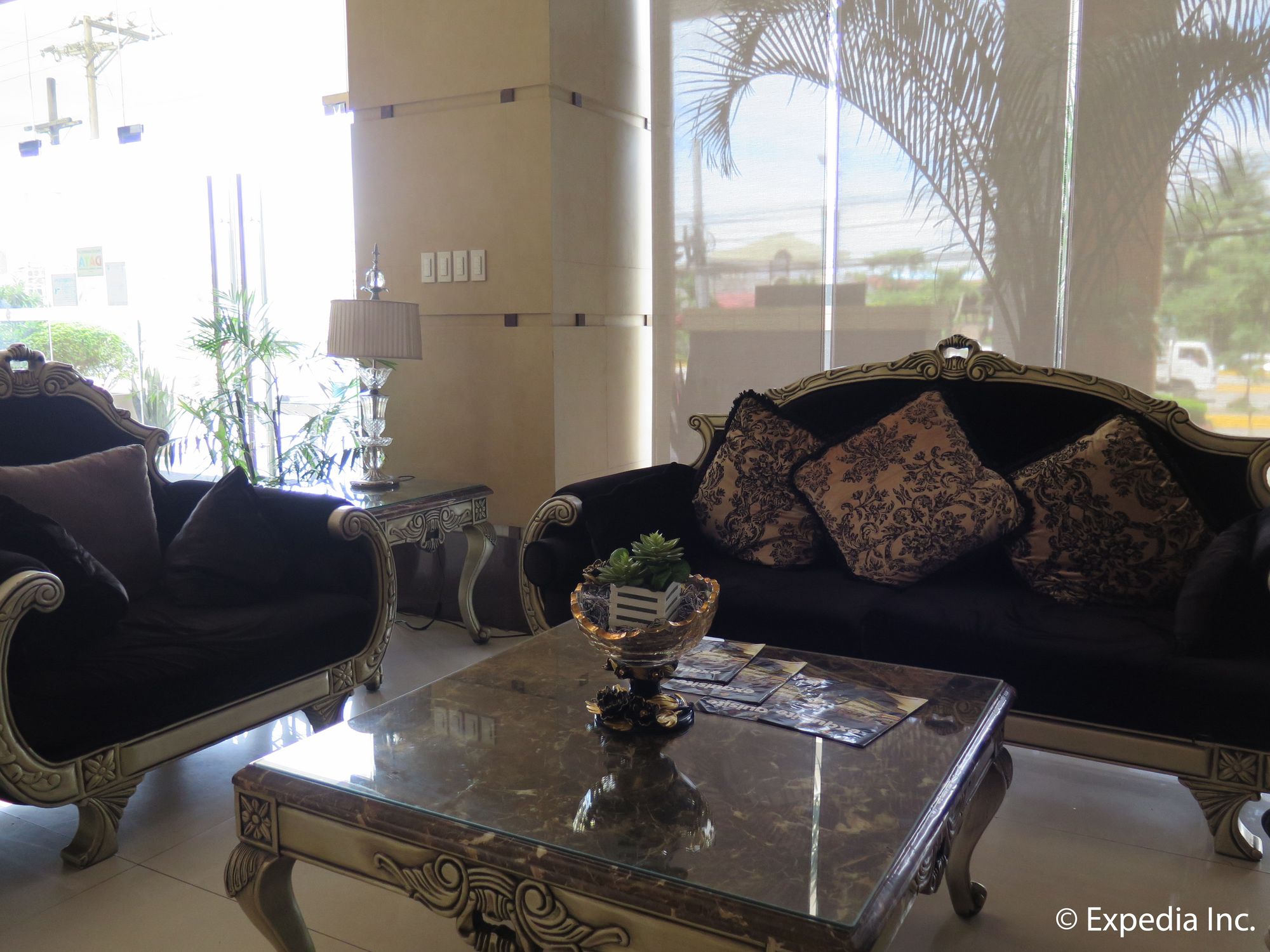 Big 8 Corporate Hotel