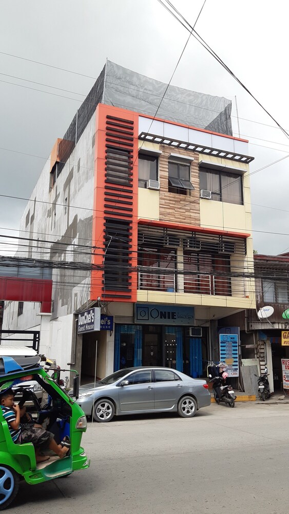 Dunchel's Guest House by OYO Rooms