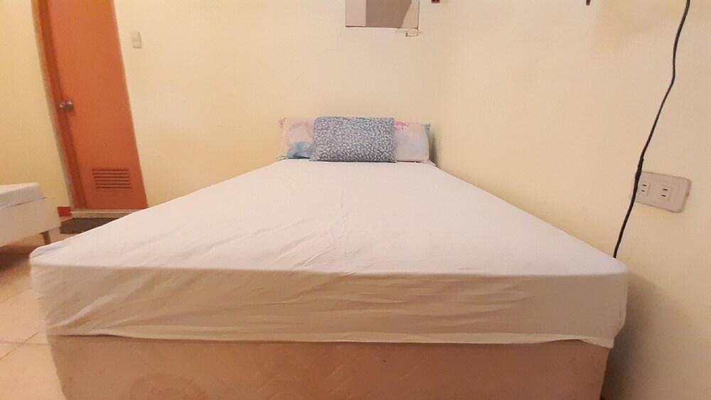 Dunchel's Guest House by OYO Rooms