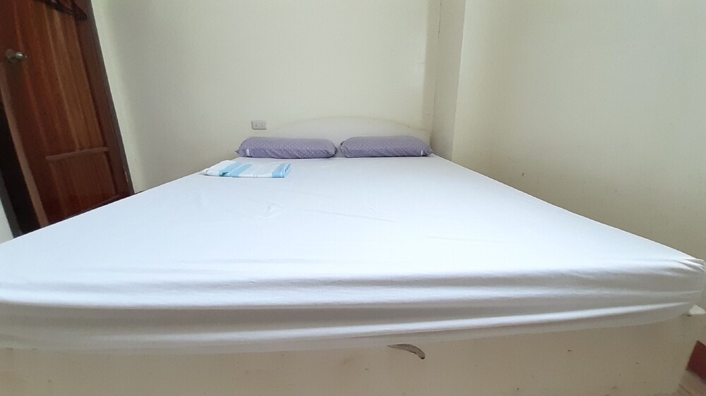 Dunchel's Guest House by OYO Rooms