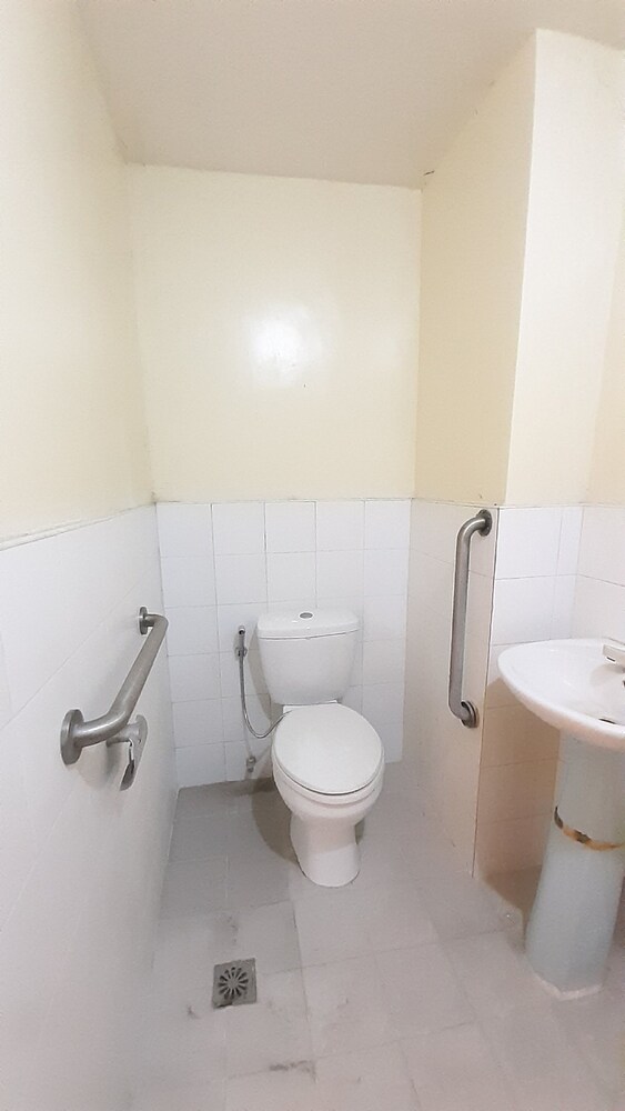Dunchel's Guest House by OYO Rooms