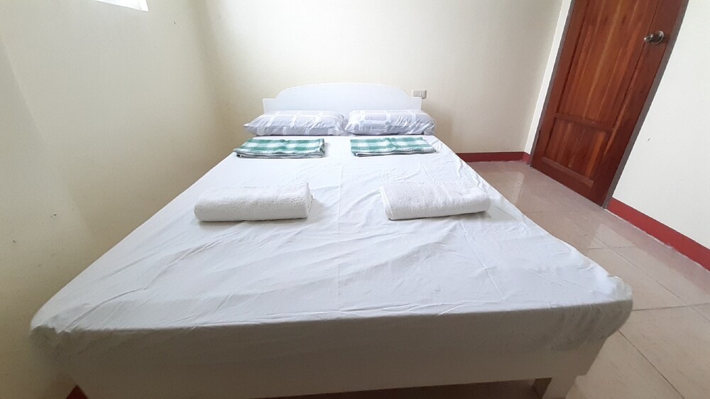 Dunchel's Guest House by OYO Rooms