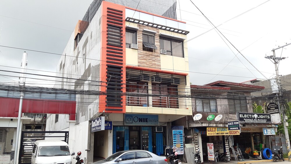 Dunchel's Guest House by OYO Rooms
