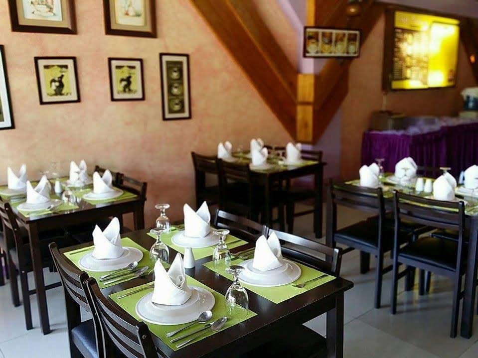 Golden Palace Hotel by Oyo Rooms