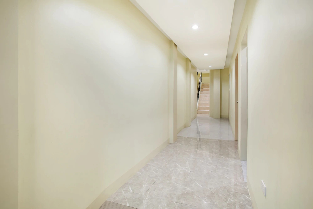 Jrja Hotel by OYO Rooms