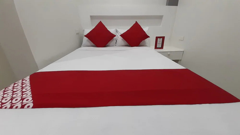 Jrja Hotel by OYO Rooms