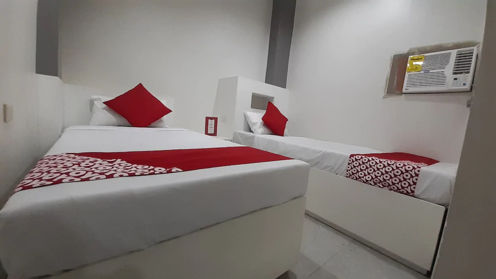 Jrja Hotel by OYO Rooms