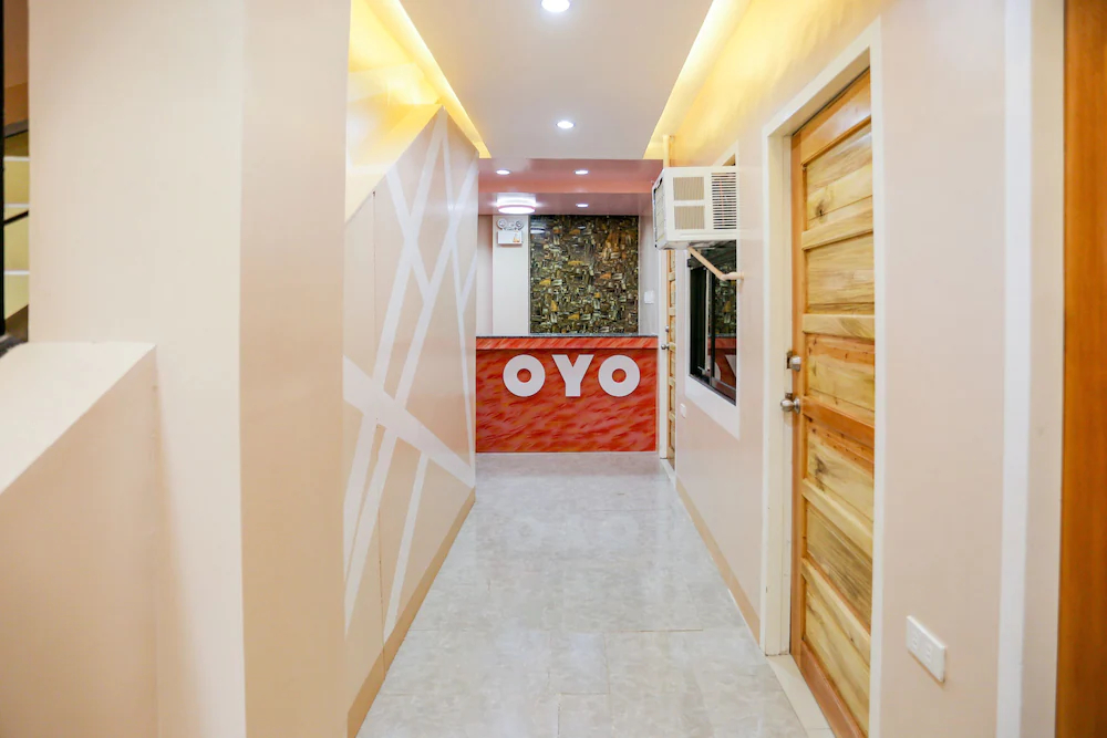 Jrja Suites by OYO Rooms