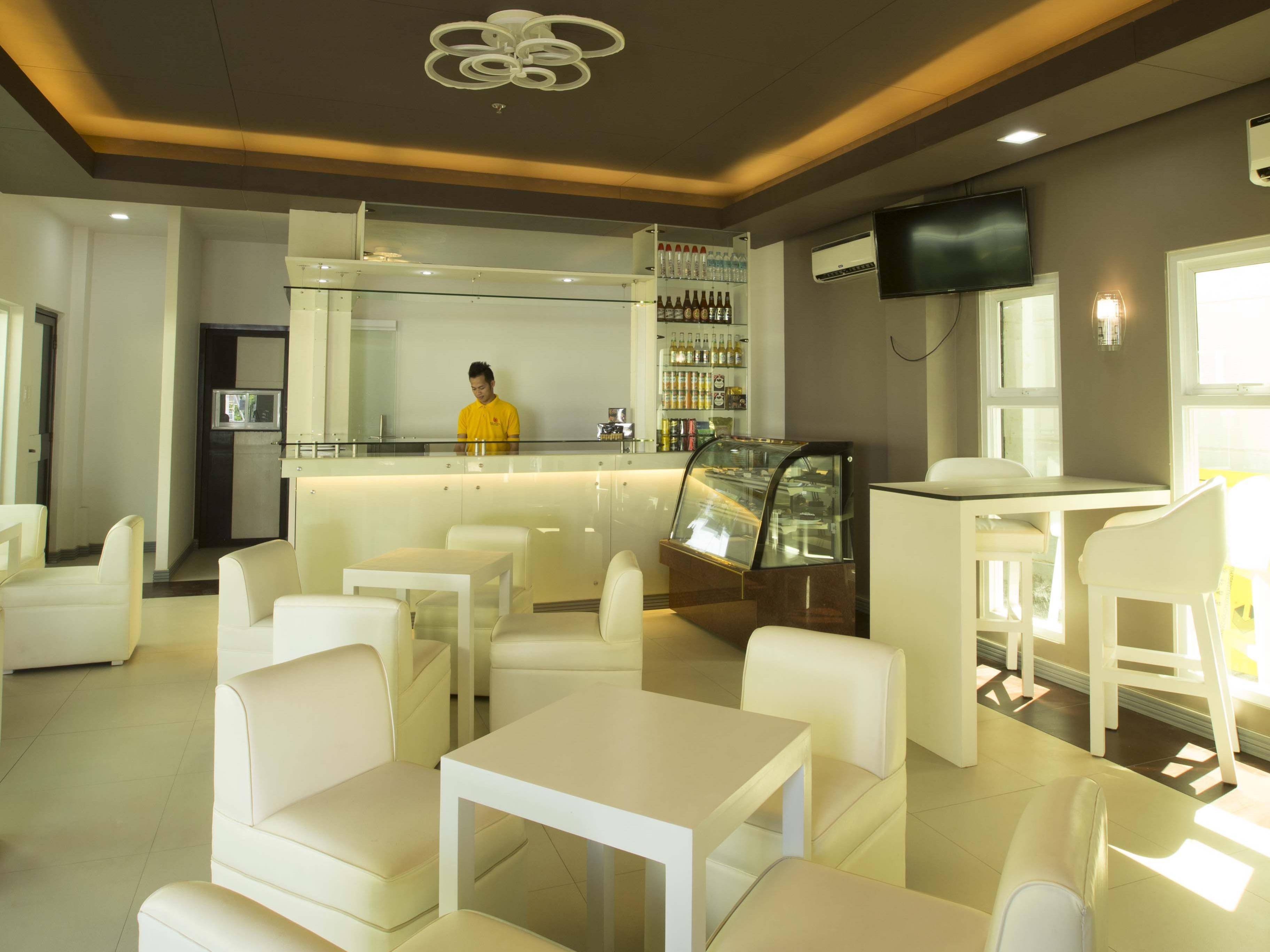 Lucky 9 Budget Hotel