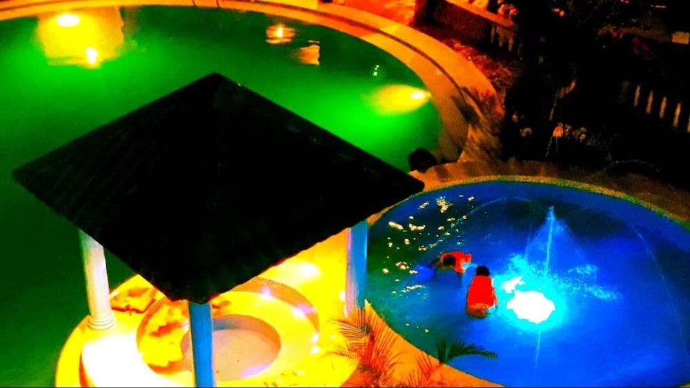 Jazkimronan Resort
