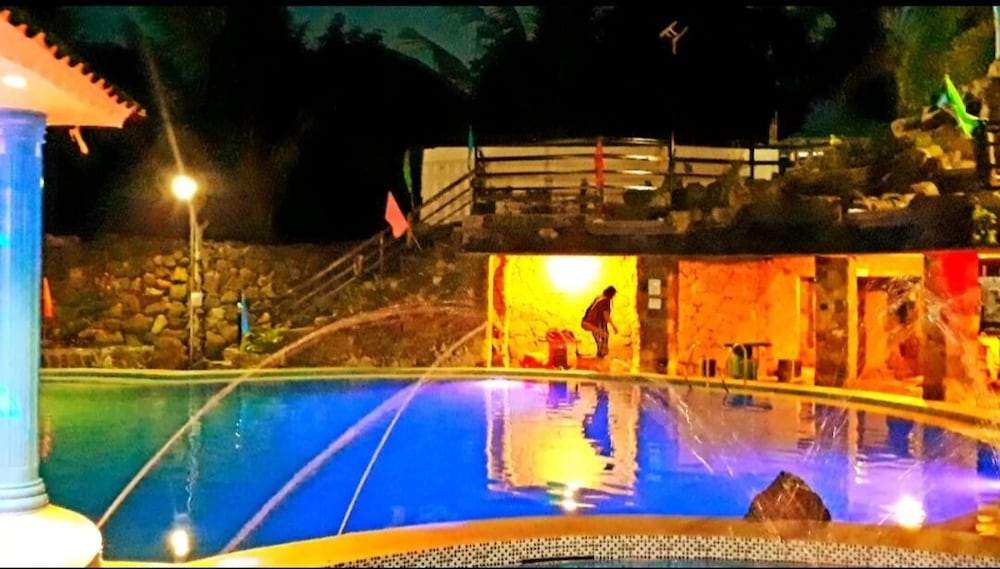 Jazkimronan Resort