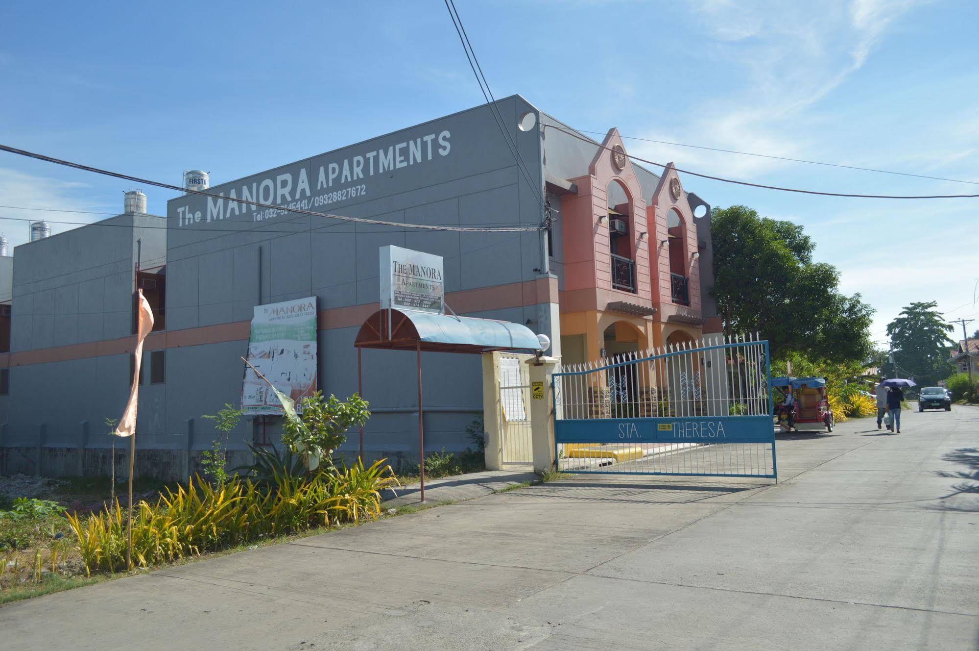 Manora Apartments & Guest House