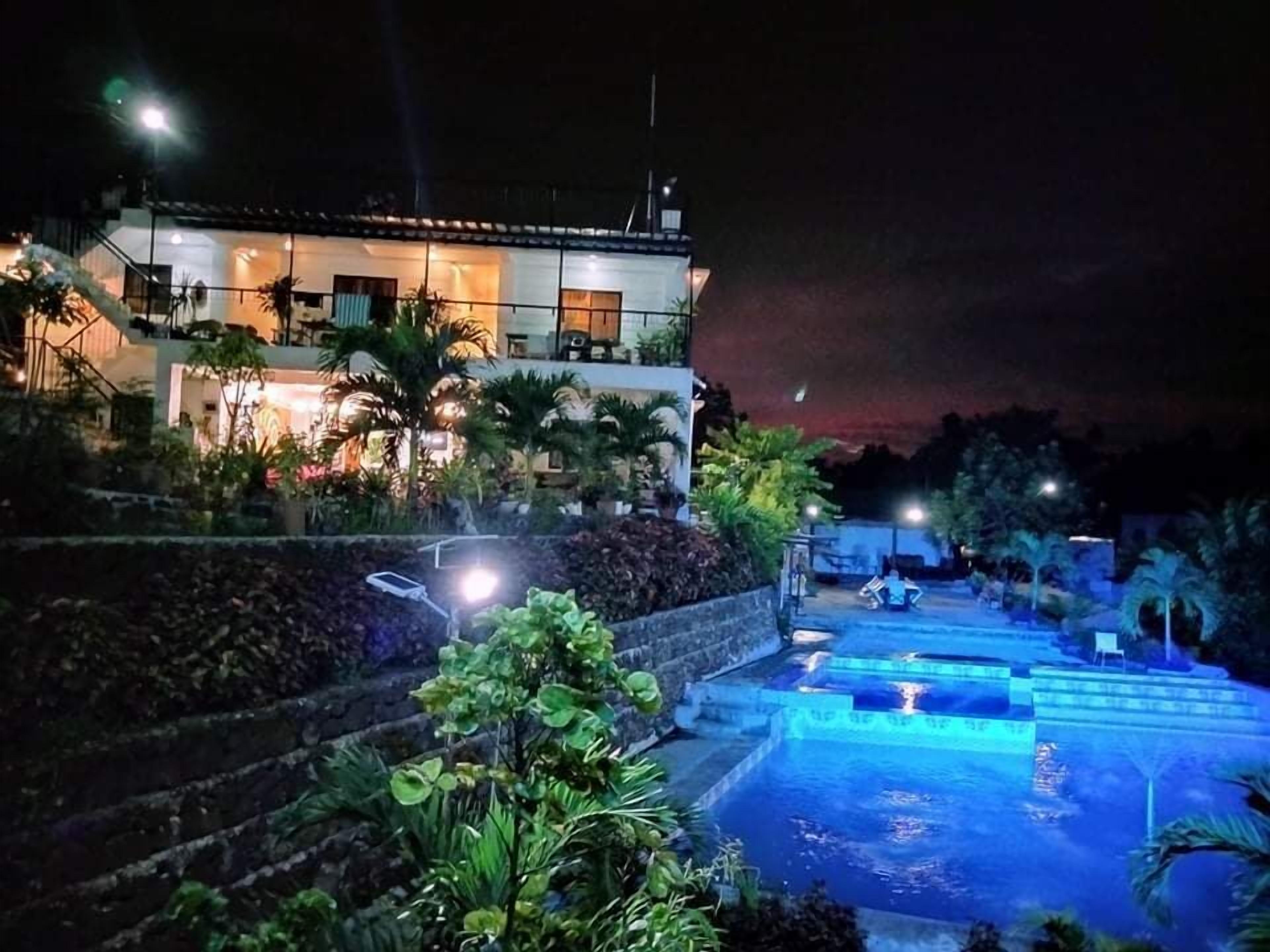 Casa De Robles Tanay Rizal
