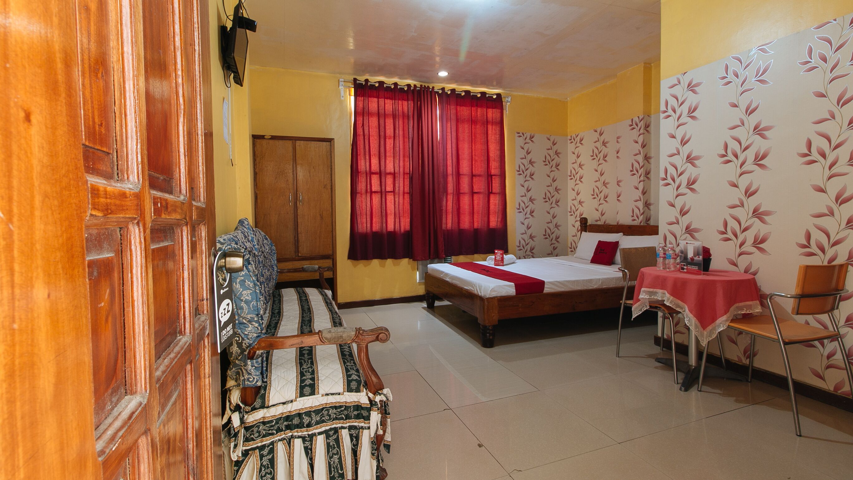 Sampaloc Inn by RedDoorz