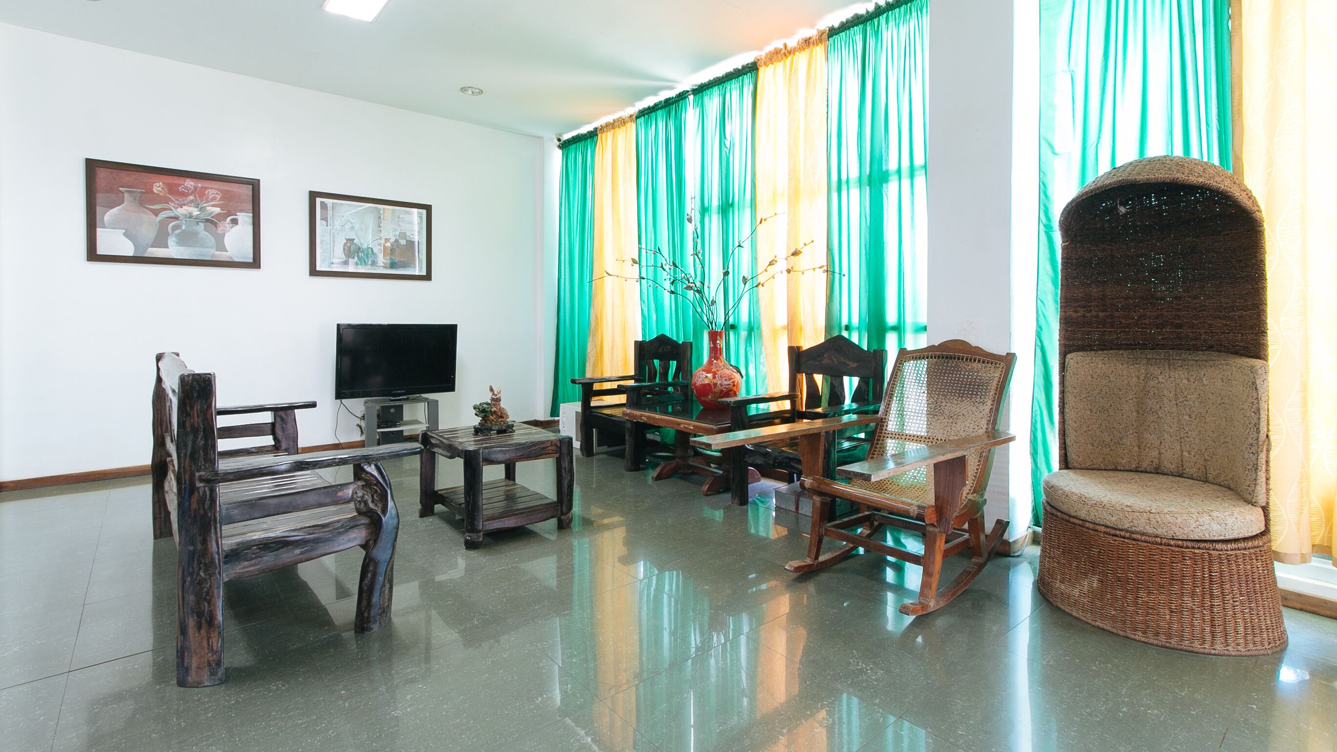 Sampaloc Inn by RedDoorz