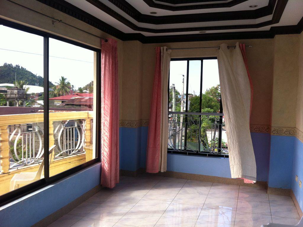 Qbens Lodge