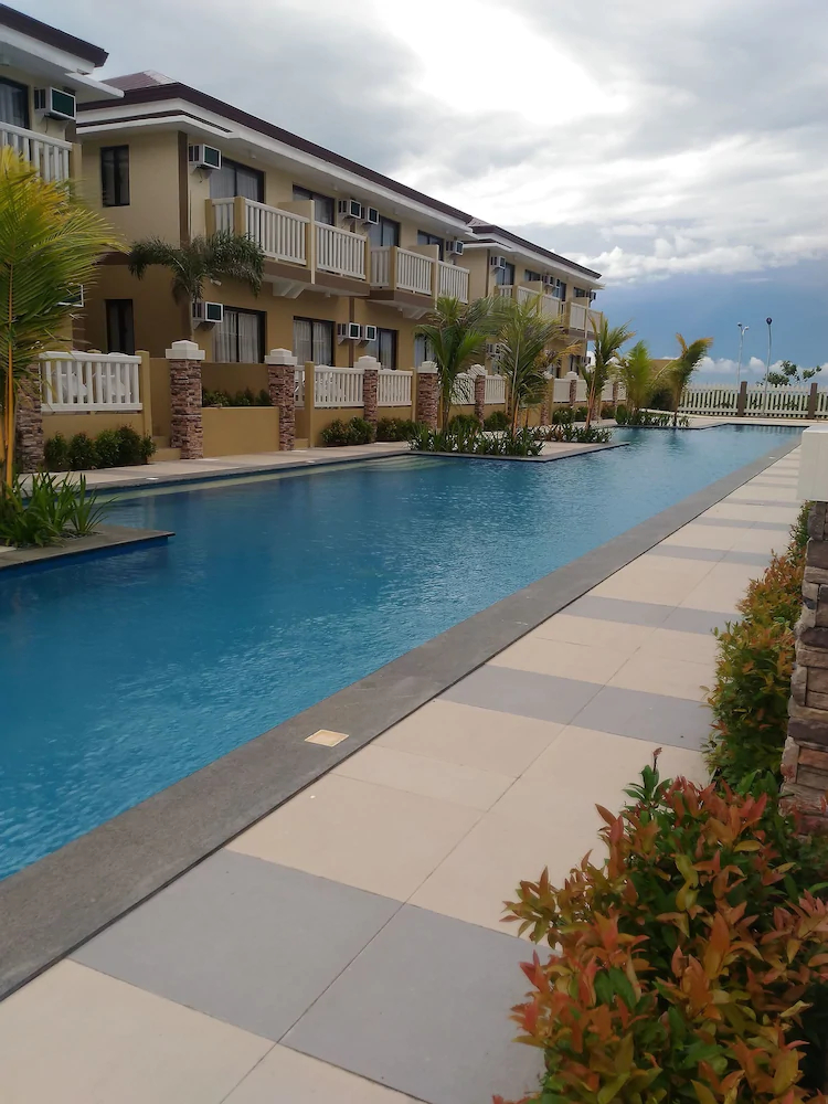 Aquamira Resort & Residence