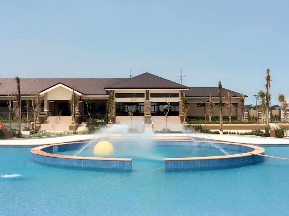 Aquamira Resort & Residence