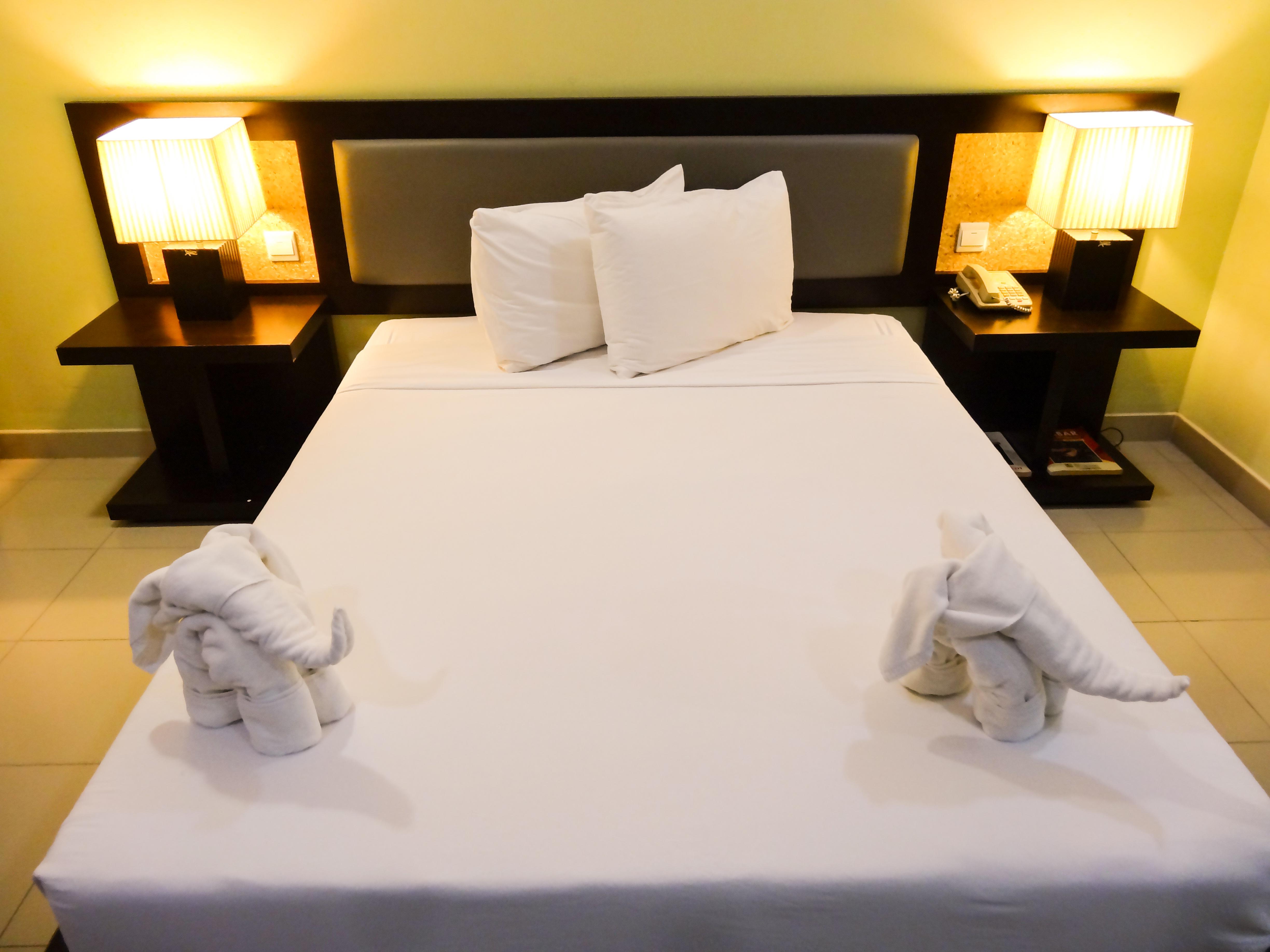 Tanza Oasis Hotel And Resort