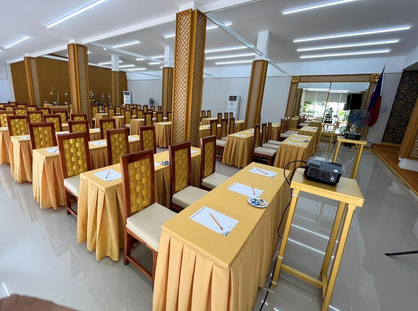 Villa Excellance Beach And Wave Pool Resort