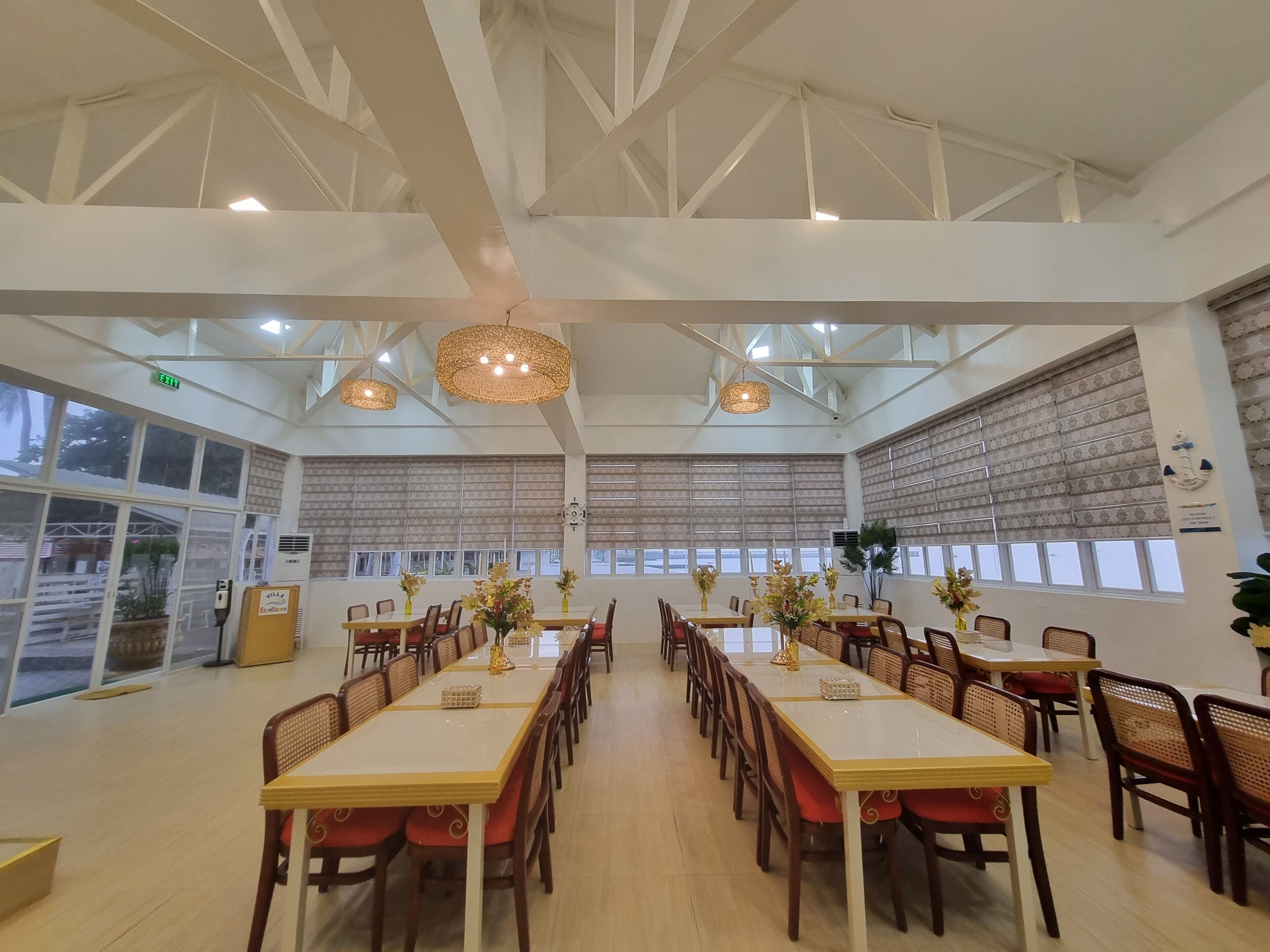 Villa Excellance Beach And Wave Pool Resort